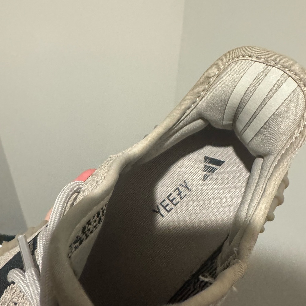 Adidas Yeezy Granite 350 V2
